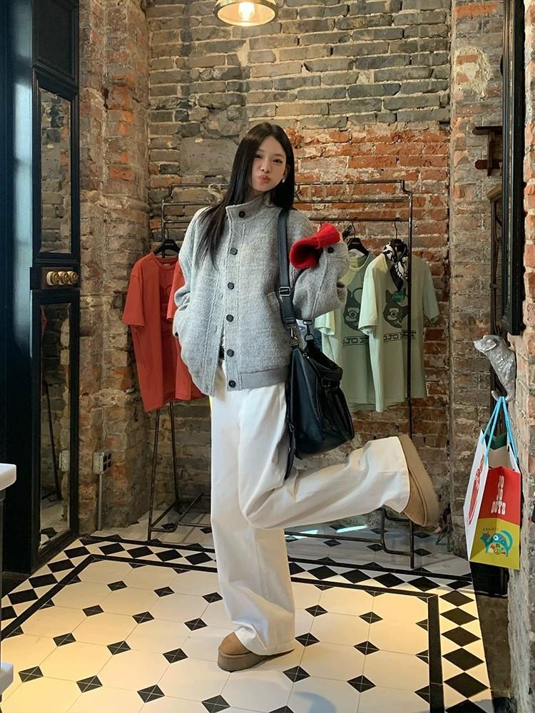Women's Retro Grey Short Wool Coat with Stand Collar for Spring/Autumn 2025