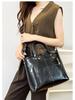 Women's 2025 Fashion Retro Shoulder Bag - Large Capacity Tote and Simple Crossbody