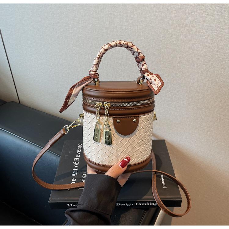 Neue Stilvolle Kleine Tasche für Damen, Modische und Vielseitige Crossbody-Tasche, Hochwertig für den Weg zur Arbeit, Leichter Luxus Umhängetasche