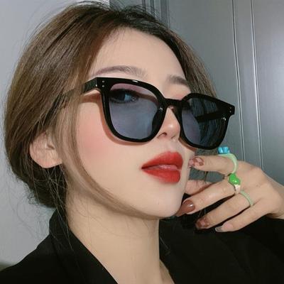 New Fashion Vintage Sunglasses for Women Men UV400 Protection Square Resin Anti Reflective Outdoor Eyewear