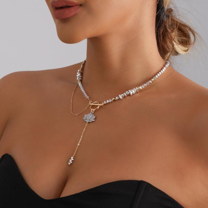 Alloy Crafted Crystals Flower Pendant Necklace with Adjustable Chain for Comfortable and Sophisticated Styles