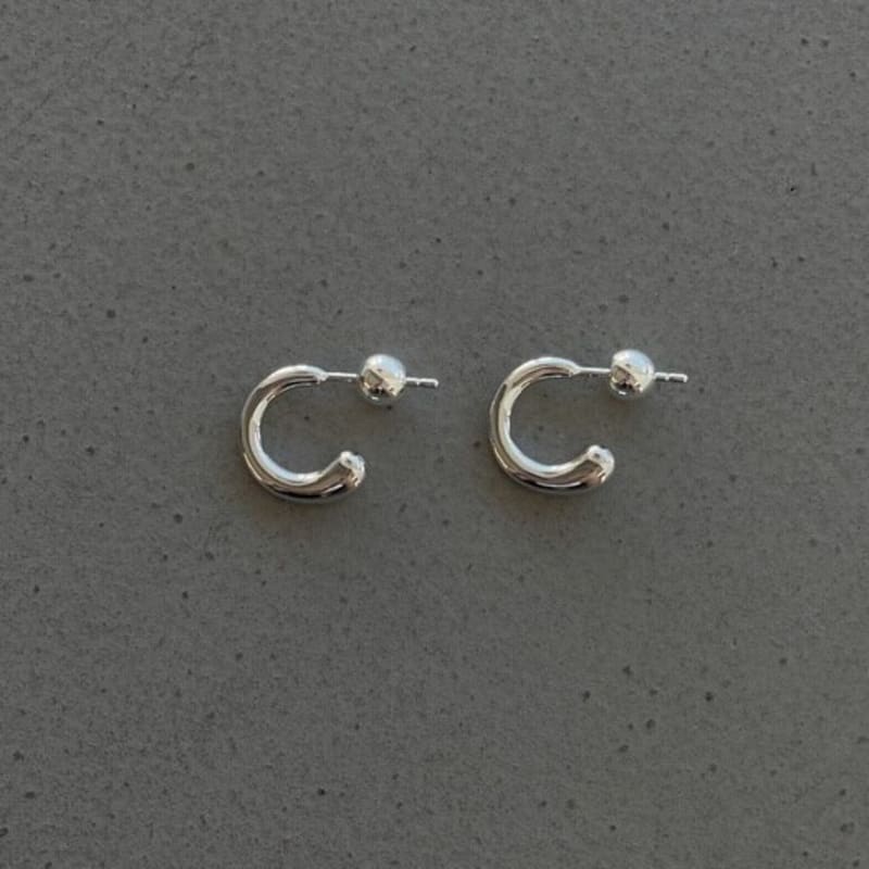 THE BORING Open Silver Earrings