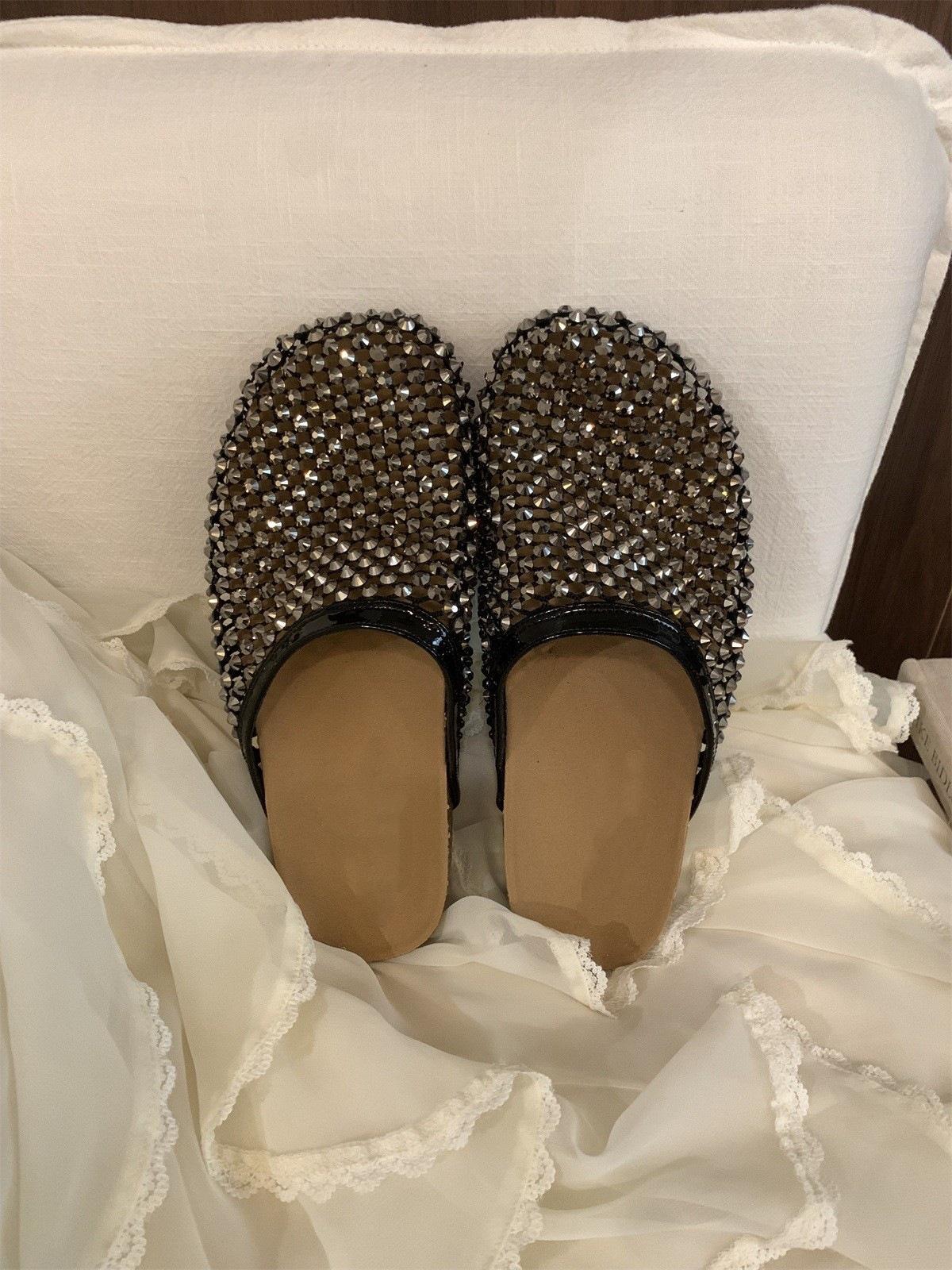 

Thick-soled mesh rhinestone temperament baotou half slippers women s shoes wear 2025 summer fishing net hollow Birken slippers 40