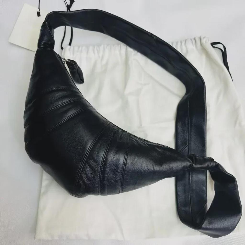 Prawdziwa Torba Croissant ze Skóry Owczej 2024: Nowa torba listonoszka o teksturze skóry w neutralnym, swobodnym stylu