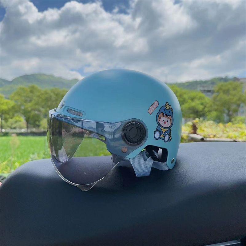 Children's Helmet Electric Car Summer Motorcycle Boy and Girl Half Helmet Electric Car Four Season Universal Safety Helmet