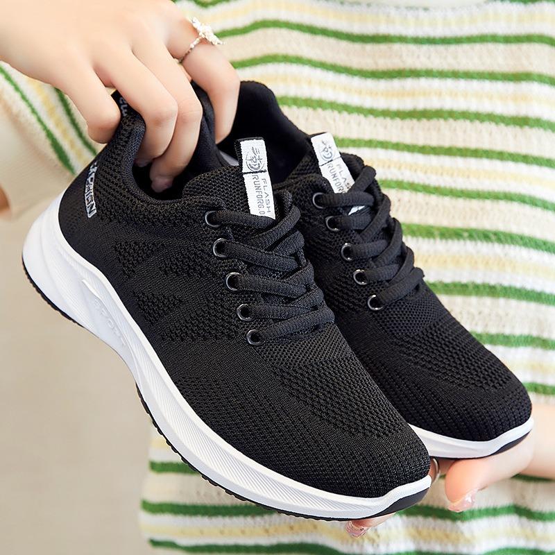 Shoes women's autumn new breathable fly-woven mesh running shoes women's flat-bottomed lightweight soft-soled sports shoes women