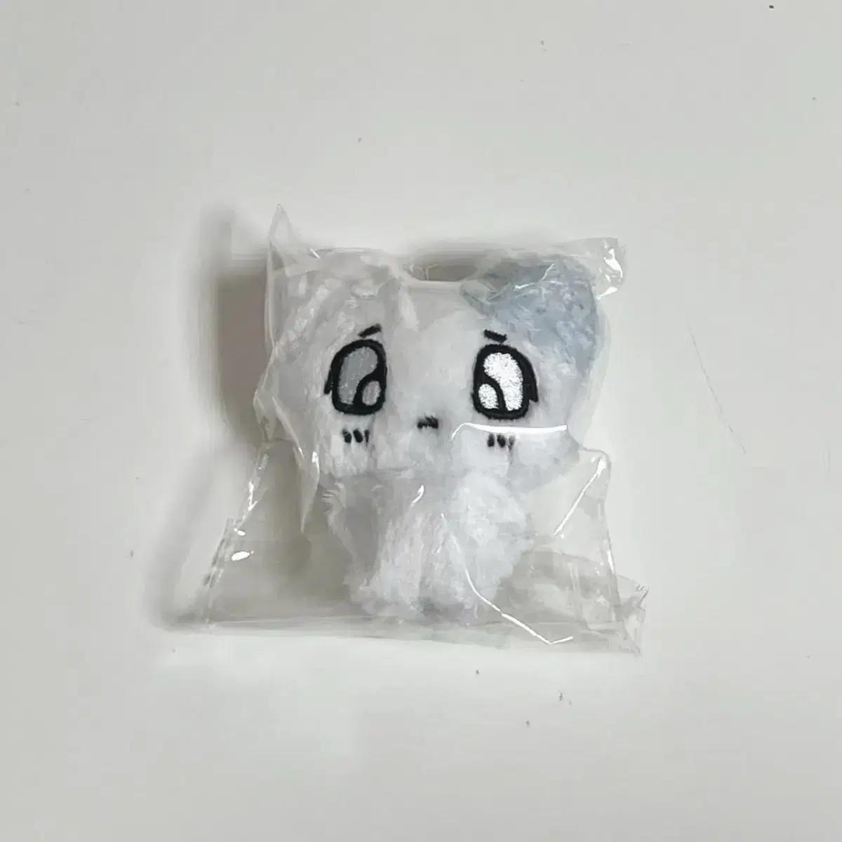 

PLAVE Еджун Фульбутан Чунитан Кукла