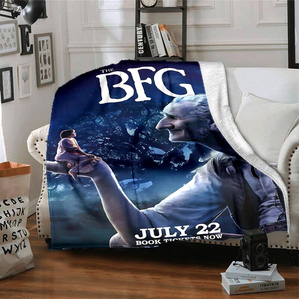 Big Friendly Giant Flannel Blanket Super Soft Warm Cozy Blanket for Sofa Bed Office Travel All‑Season Home Decor Gift