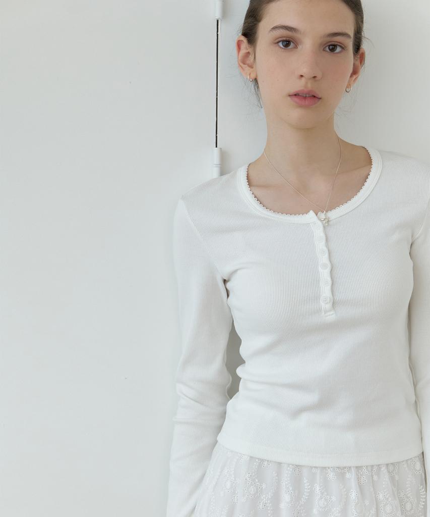 RE L Sarah Ls Ver. T-Shirt (Ivory)