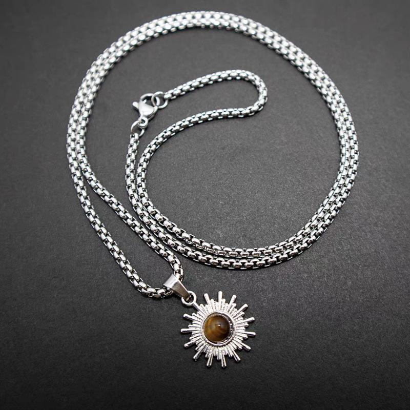 

Golden sunflower tiger s eye stone inlaid with titanium steel necklace, men s and women s whole body titanium steel versatile high-end sweater chain
