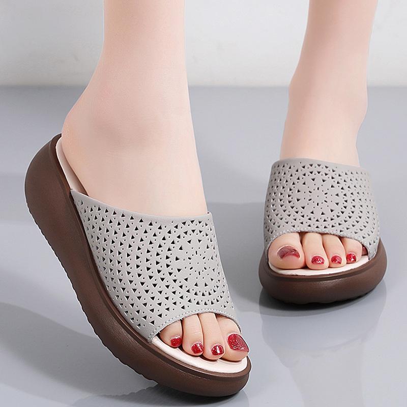 

Женские пляжные шлепанцы на платформе - Толстая подошва, плоский каблук, увеличивающие рост, крутой стиль, лето 2023 38 серый