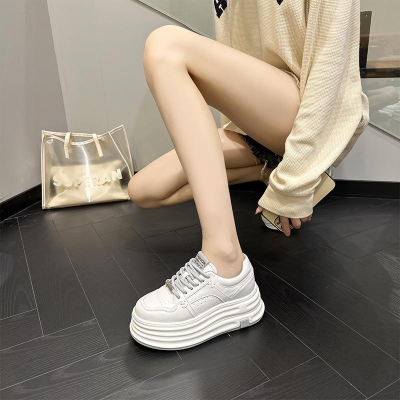 2025 New Thick-soled Leather Little White Shoes Women's Autumn Sports Shoes Korean Version Inner Height-increasing Casual Board Shoes Women's St