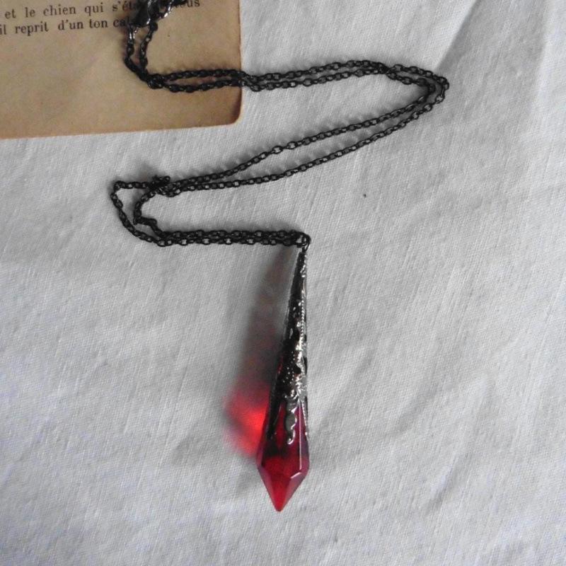 Gothic Deep Red and Black Glass Crystal Pendant Necklace