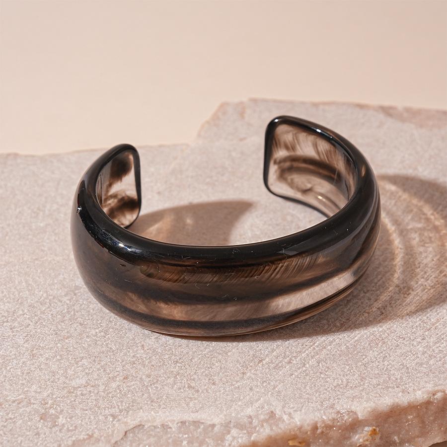 European and American color geometric resin bracelet, summer fresh and versatile bracelet, fashionable personalized simple jewelry