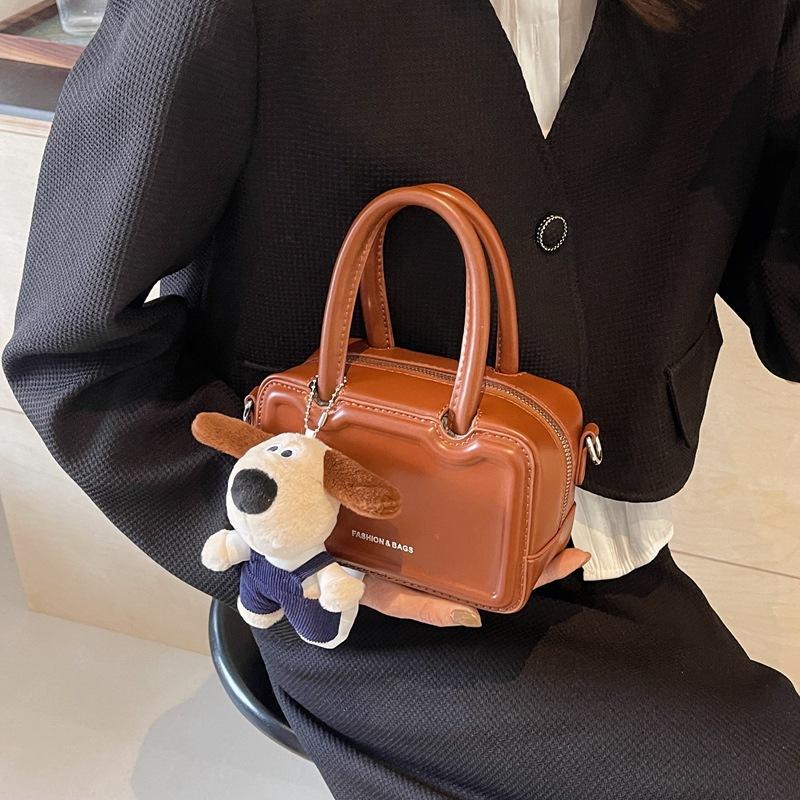 

New women s bag trendy pillow bag portable shoulder oblique span bag коричневый