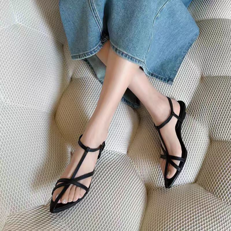

Ретро сандалии на танкетке с ремешком, темпераментные, на среднем каблуке, модные, серебристые, женские туфли, лето, новые, остроносые, пляжные туфли 35 чёрный