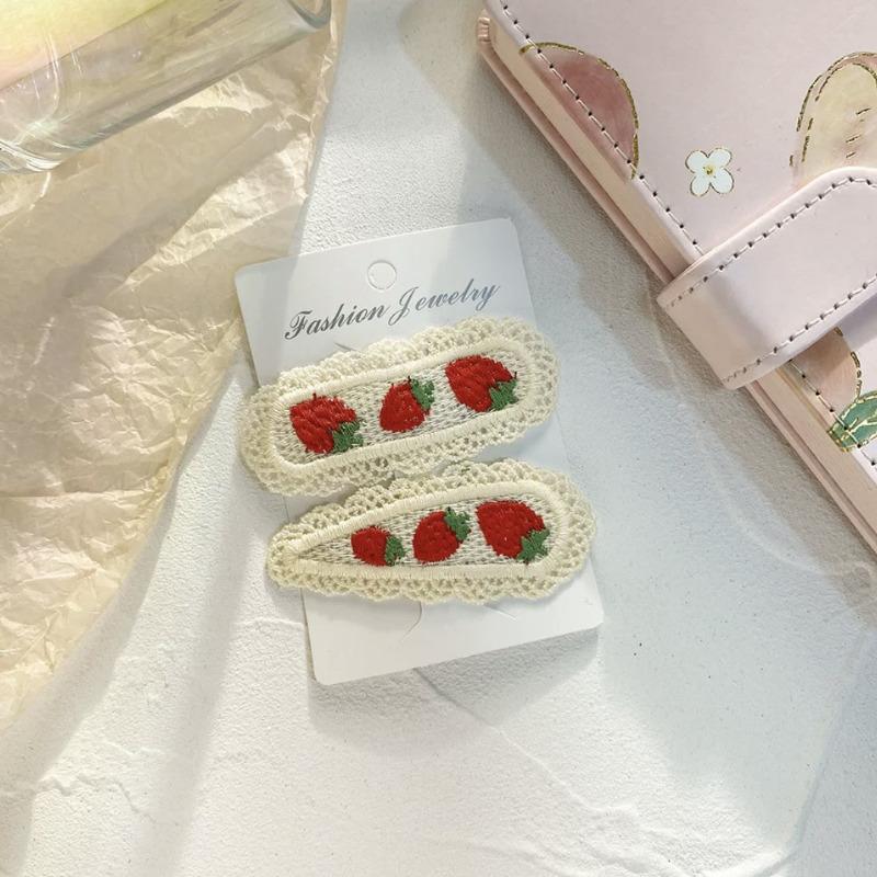 Sweeembroidery Haaraccessoires Mädchen Herz Spitze Seitenclip Niedliche Kinder-Haaraccessoires Pastorale Frucht Haarnadel