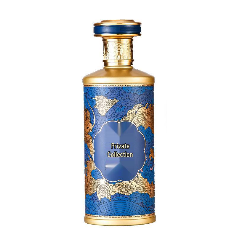 500ml Premium Dragon Design Wine Bottle - Elegant Glass Baijiu Bottle for Weddings, Customizable Logo Option Available.