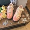 1 Stück Maiglöckchen Schnürsenkel Anhänger für Sneaker Dekorationen Kamelie Perlenblume Schuhanhänger Schnalle DIY Schuhzubehör