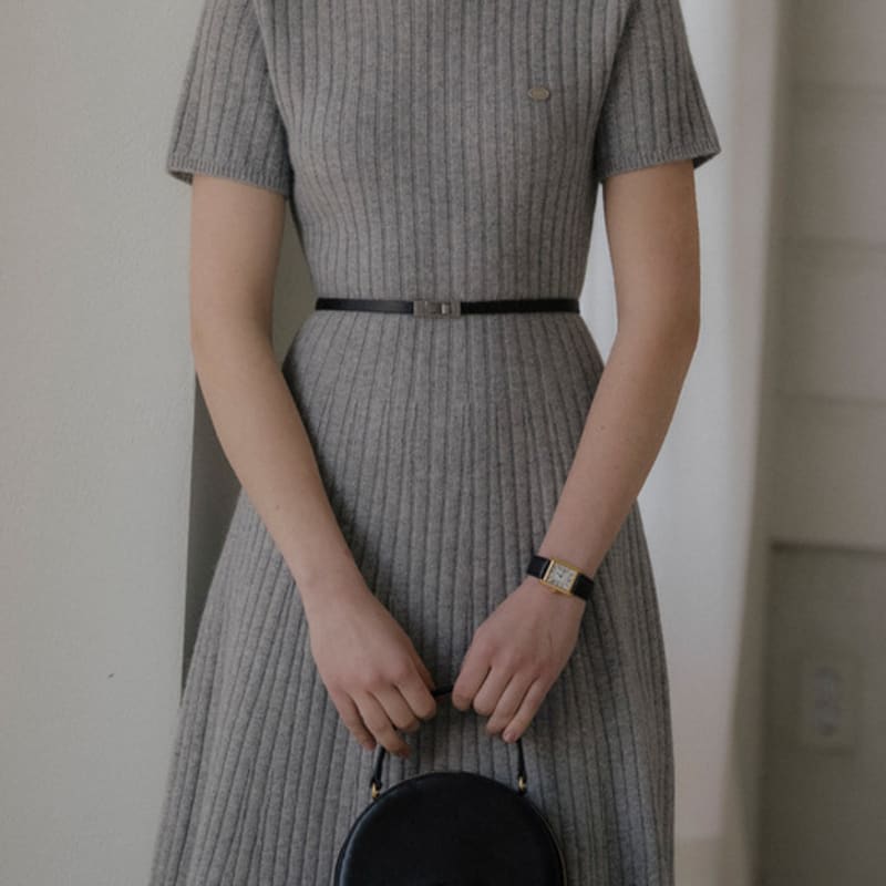 

TILLIDIE Elegant curve leather belt_[2color] GOLD&BROWN_FREE