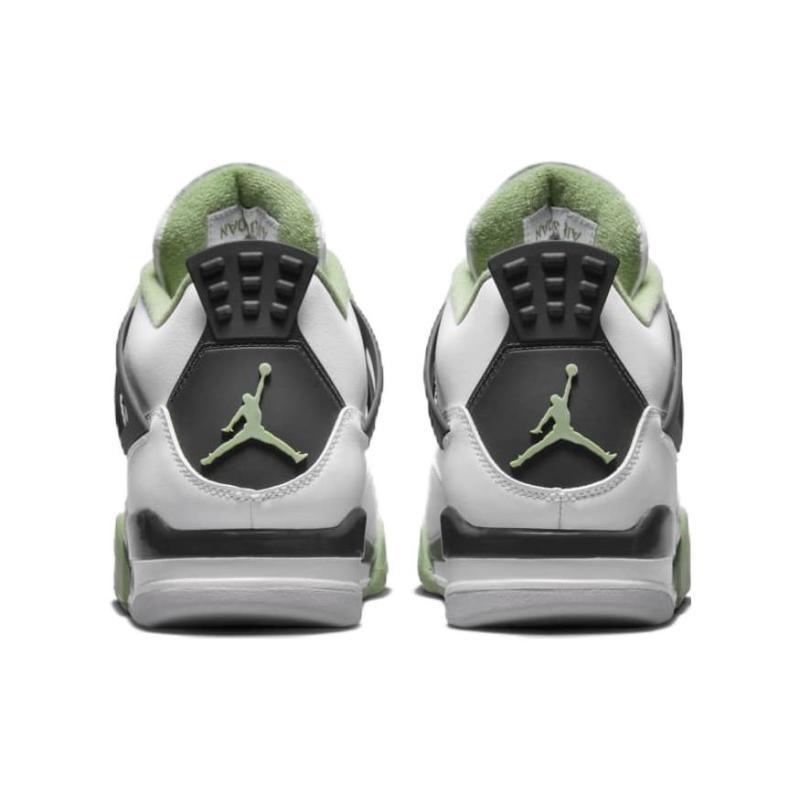 Air Jordan 4 Retro