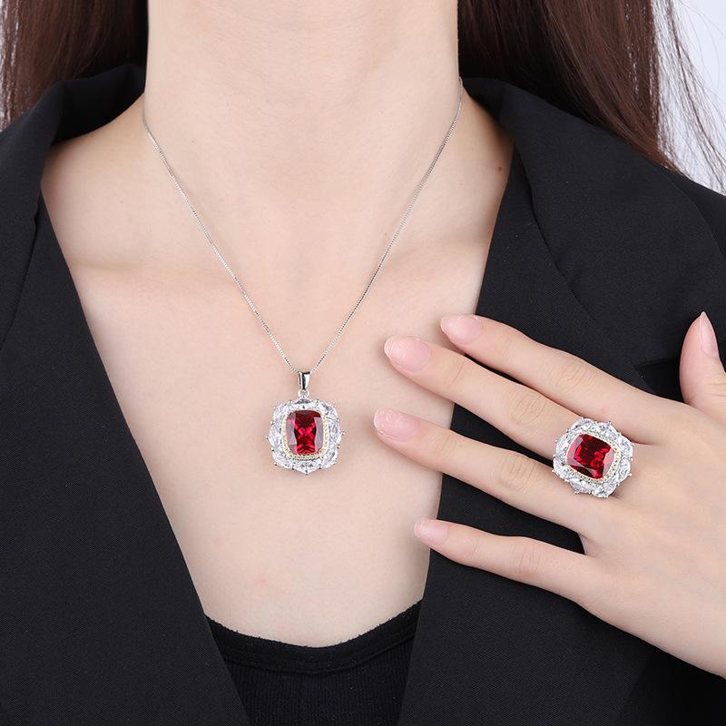 Bijoux Fond Cuivre Plaqué Or Couleur Simulation Trésor Lumière Luxe Couleur Séparation Ensemble Pendentif Bague 12 * 14