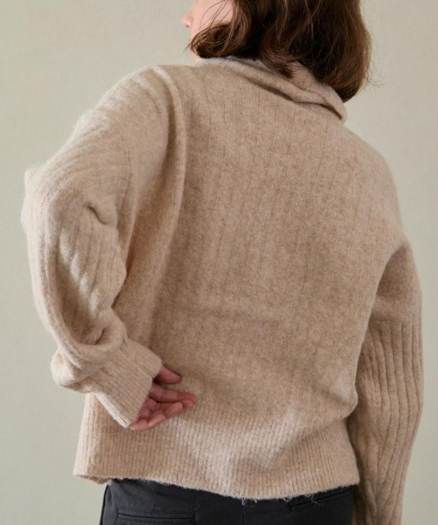 WIOE High-Neck Button Knit Cardigan_Oatmeal