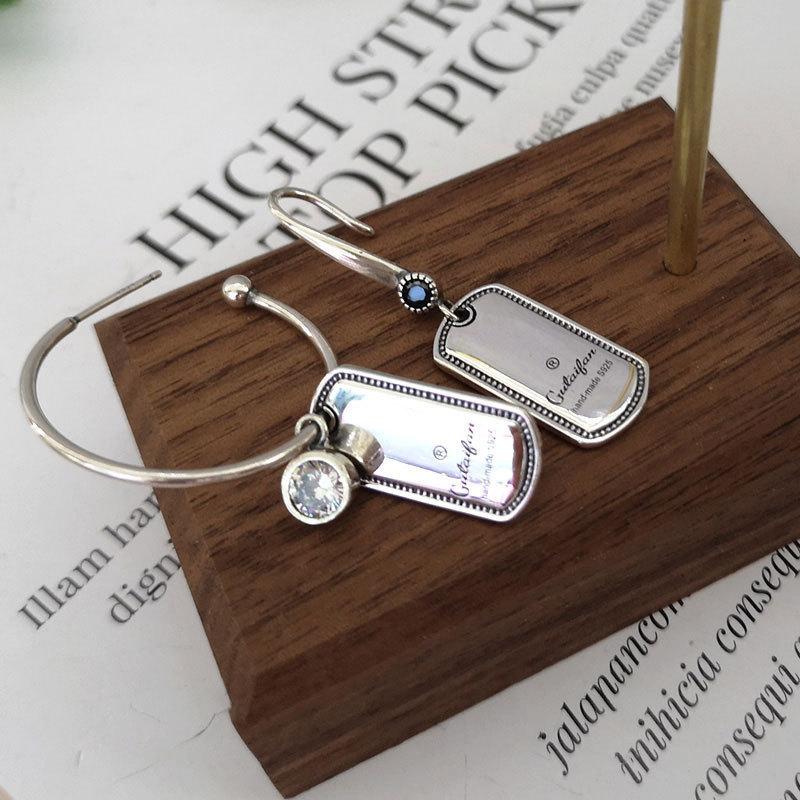 

High-end Asymmetric Square Alphabet Earrings Big Classic Design Sense Fashion Temperament Trendy Gift Elegant Lady s Classic Jewelry