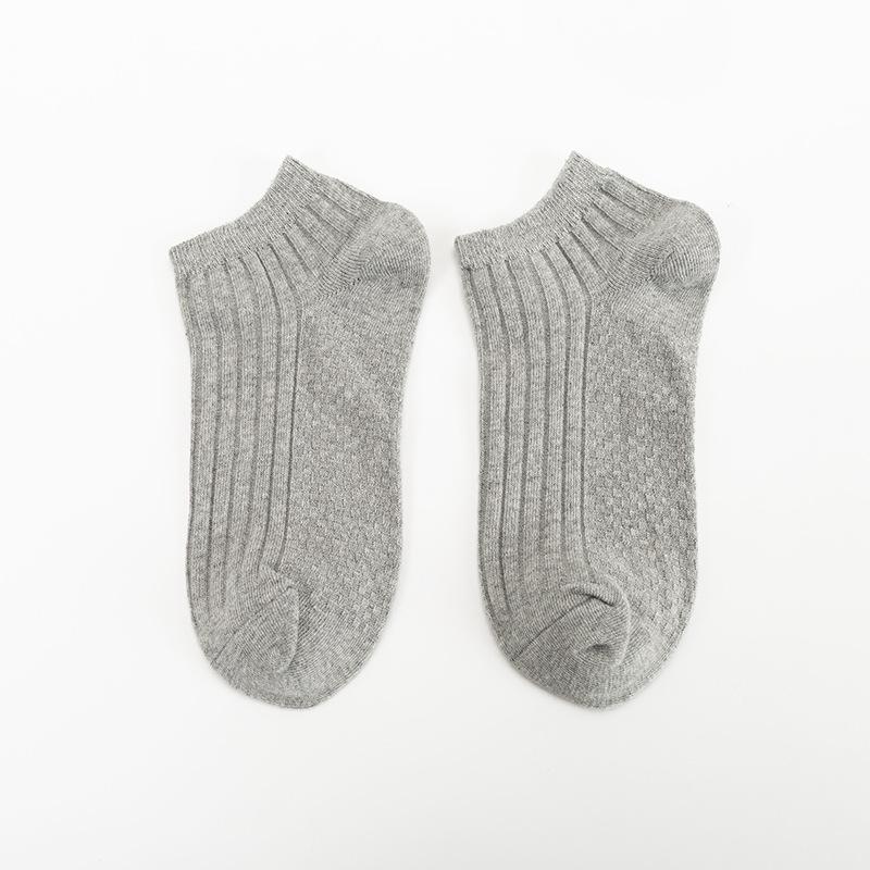 Socks Men's Business and Leisure Spring and Summer Combed Cotton Socks Sweat and Anti-odour Sports Low Invisible Socks