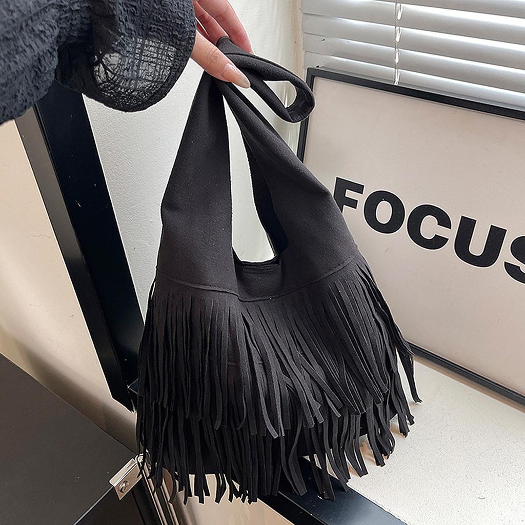 Vintage matte fringed shoulder bag 2025 large capacity trendy tote bag vacation style underarm bag women