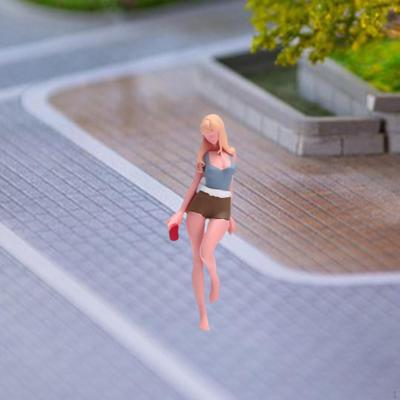 1/64 Scale Yellow Hair Girl Model Resin Realistic Photo Prop Miniature Figure Mini