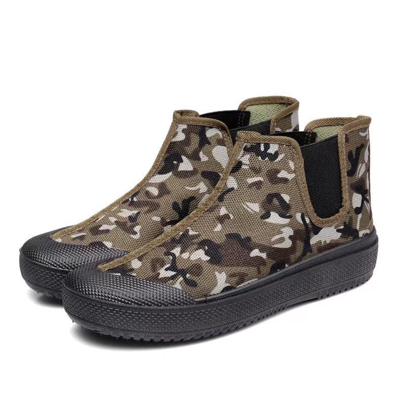 

2025 spring new men s shoes workers liberation shoes labor insurance shoes one pedal construction site men s and women s camouflage shoes live broadc 45