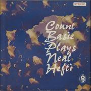Виниловая пластинка COUNT BASIE Count Basie Plays Neal Hefti T492 World Record Cl Британский джаз Б/у