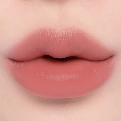 

Карандаш Clio Butter Bomb 3,9 г 004 Modern Art Beige