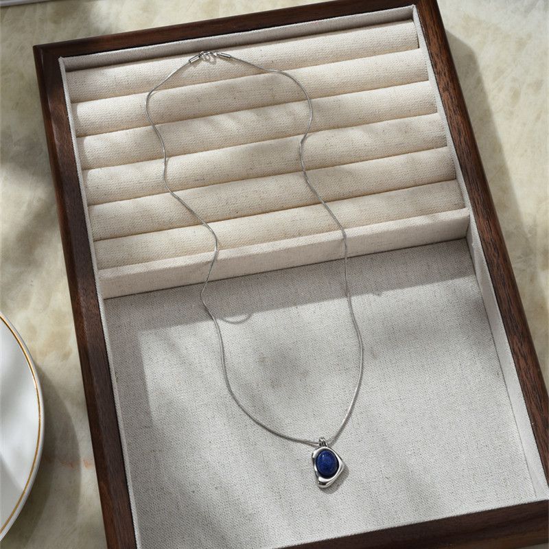 Three-Dimensional round Women s Silver Needle Clavicle Chain Natural Lapis Lazuli Lapis Lazuli Necklace