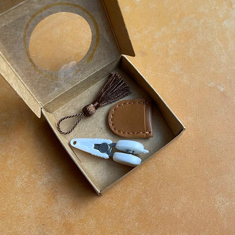 Mini Precision Japanese Thread and Bean Snippers, 11g