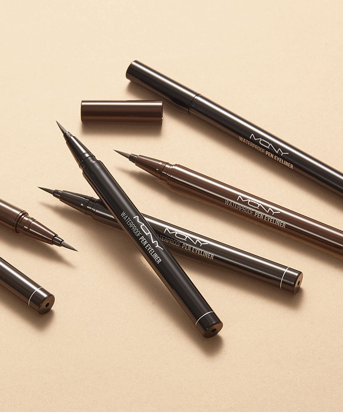 McQueen New York Waterproof Brush Pen Eyeliner / Slim Sharp Liquid 3 Colors 0.6g Deep Brown (Pen)