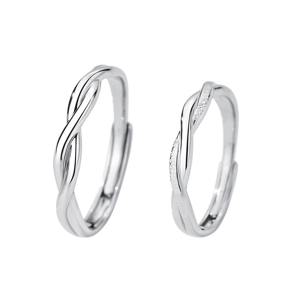 Sterling Silver Mobius Strip Couple Rings - Elegant, Adjustable, Light Luxury Valentine's Day Gift