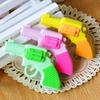 Gomma da Matita 2pz Design Pistola Gomma Cancelleria Liscia Elegante Colore Casuale