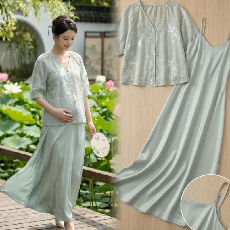 

2026 S/S Sequin Embroidered Skirt & Adjustable Straps Satin Dress - Maternity 2XL