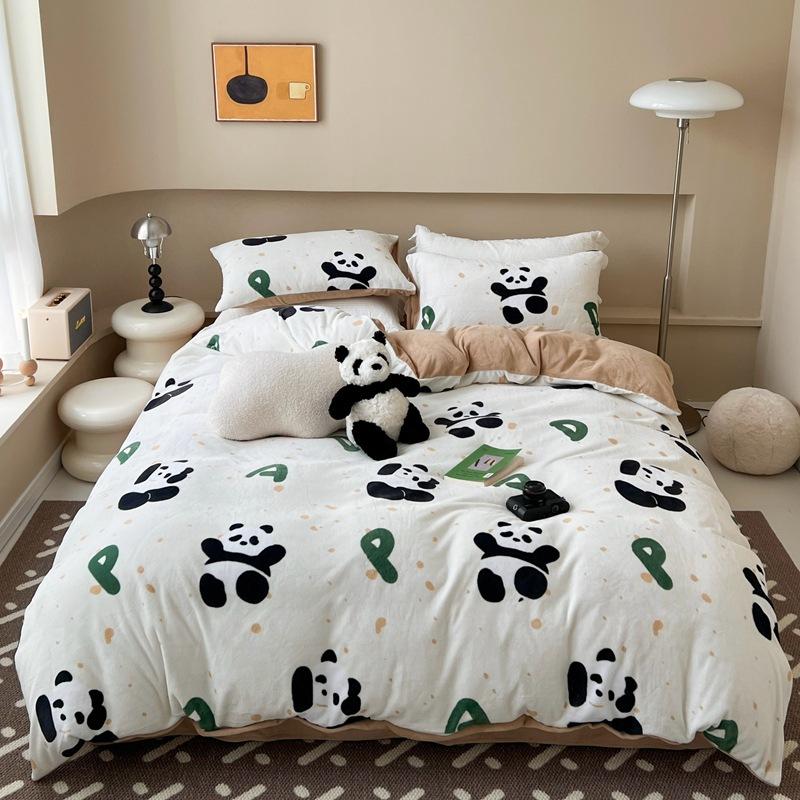 

Baby fleece 4pcs set, autumn and winter warm thickened milk fleece three-piece set, coral fleece bed sheet quilt cover 4 1.2 Sheet3pcs quilt 1.5*2m