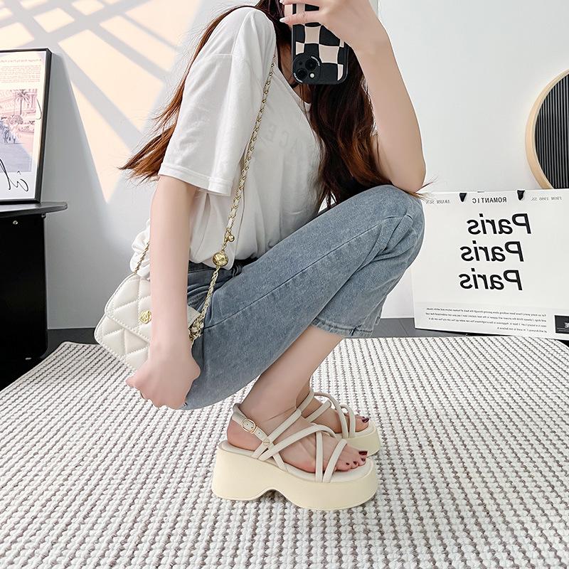 French Fairy Style Platform Sandals Women's Summer Wear with Skirt 2025 New White Versatile Wedge Heel Roman Shoes