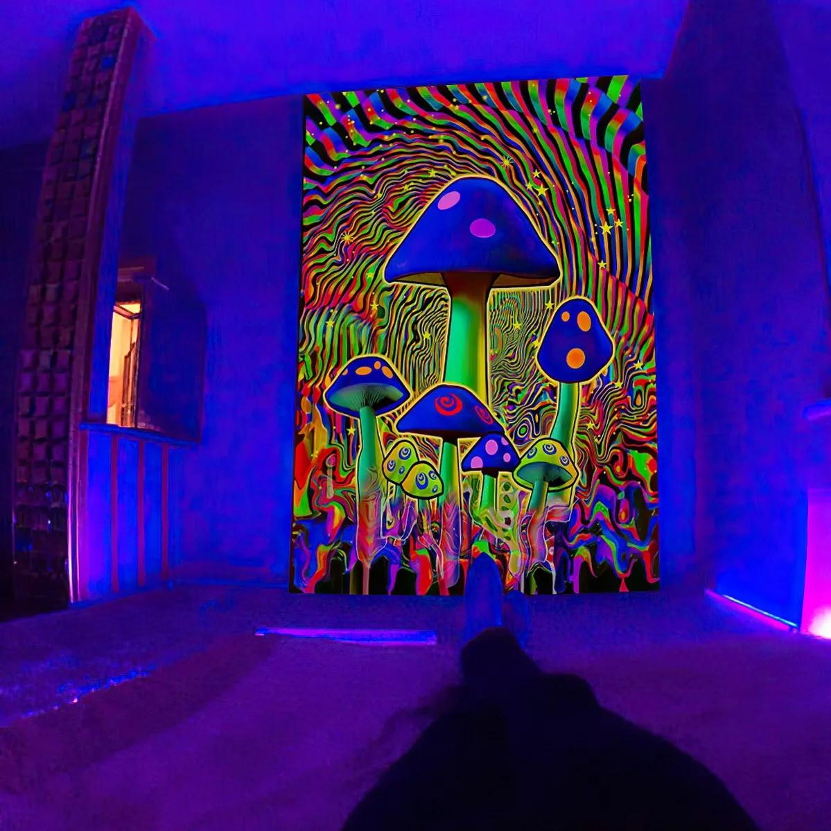 Флуоресцентный гобелен — фото 6