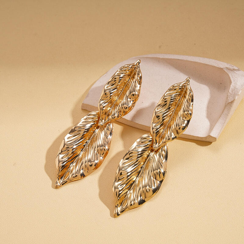 Metallic Double Leaf Texture Dangle Earrings for Women Ladies European and American Style Earrings Vacation Jewelry Accessories