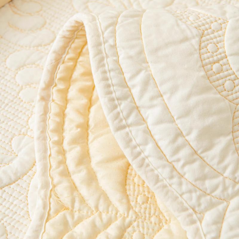 Quilted Cotton Clip Fabric Sofa Cushion Four Season Universal Anti Slip Cushions Retro 3D Embroidery Pattern Skin Friendly Soft Couch Mats Home Decora