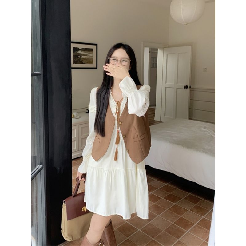 Kumikumi Gentle Wind Set French style Hollow out Long sleeve dress Women Autumn Stacked Coffee Color Vest