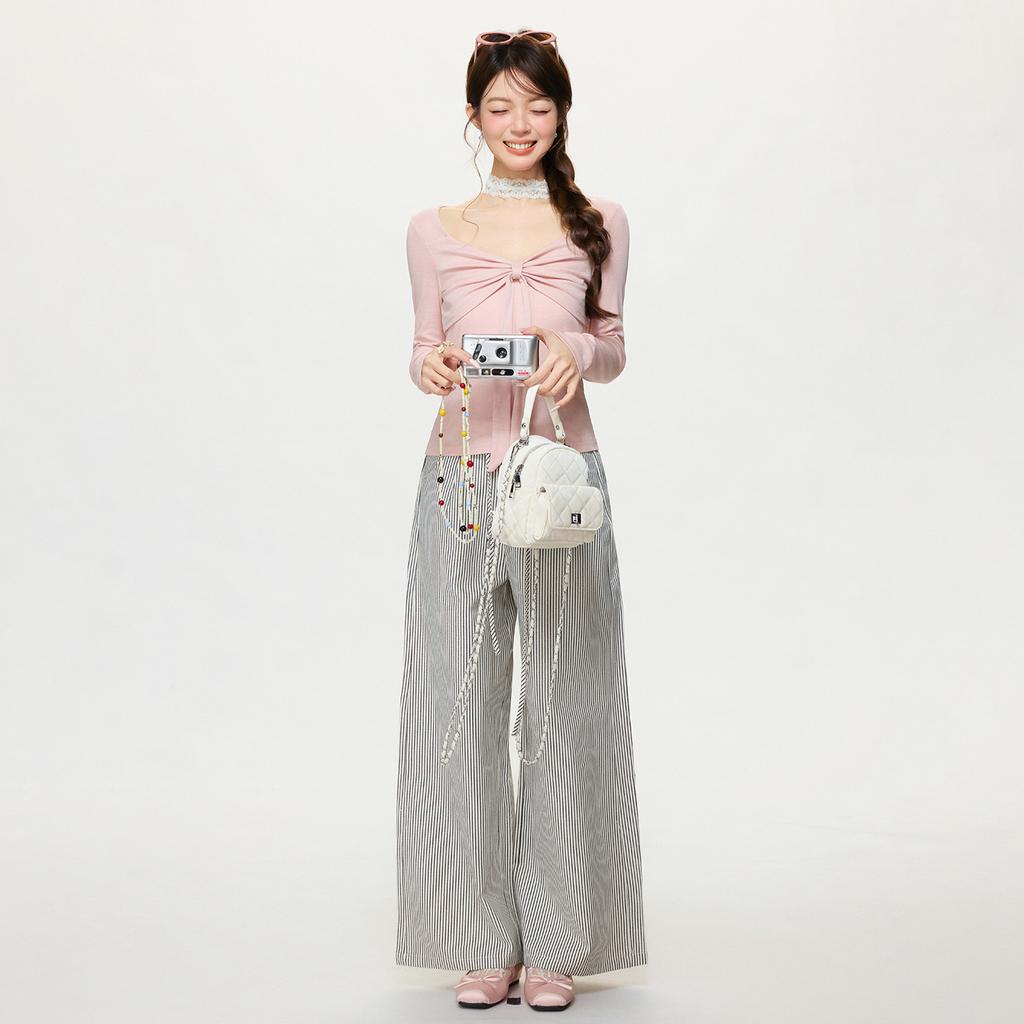 Pure Desire Pink Bow Design Sense V-neck Long-sleeved Knitted Sweater Women's Spring New Waist and Thin Temperament Top