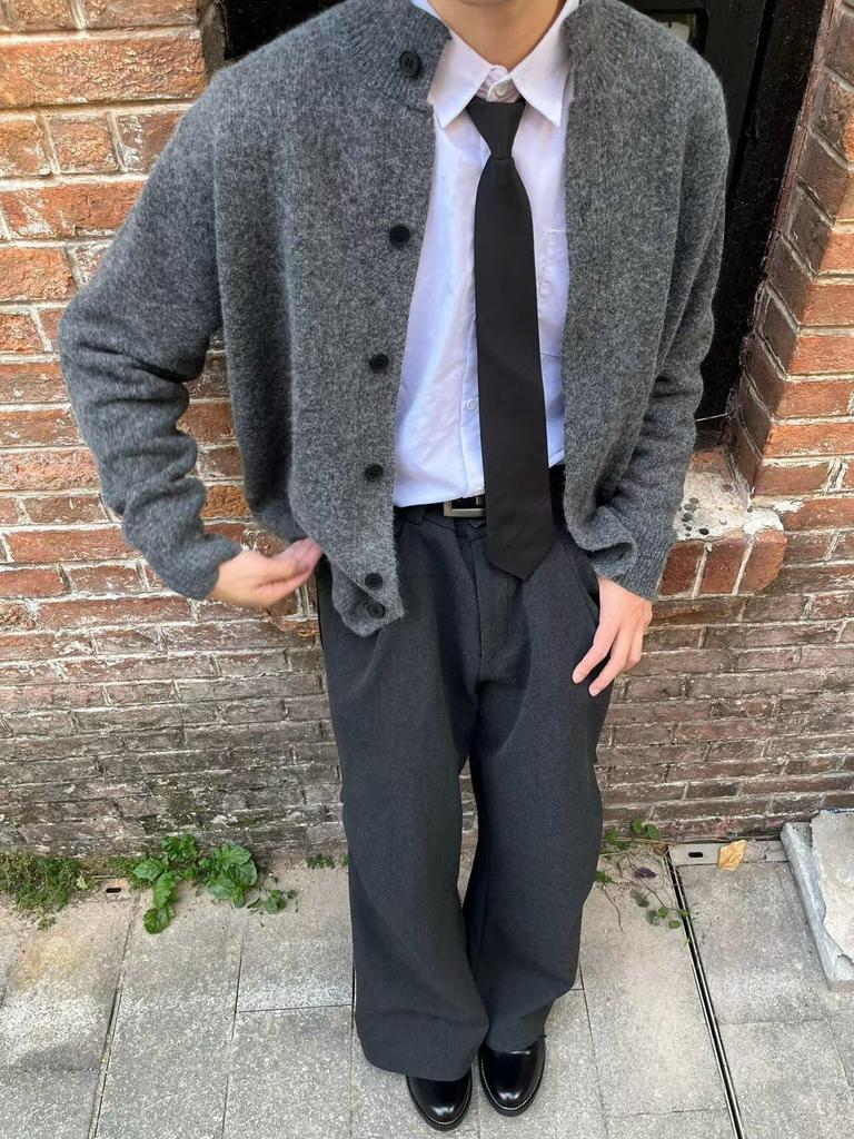 Cleanfit Retro Old Money Style Loose Fit Men's Cardigan - Korean Stand Collar Knitwear for Autumn/Winter