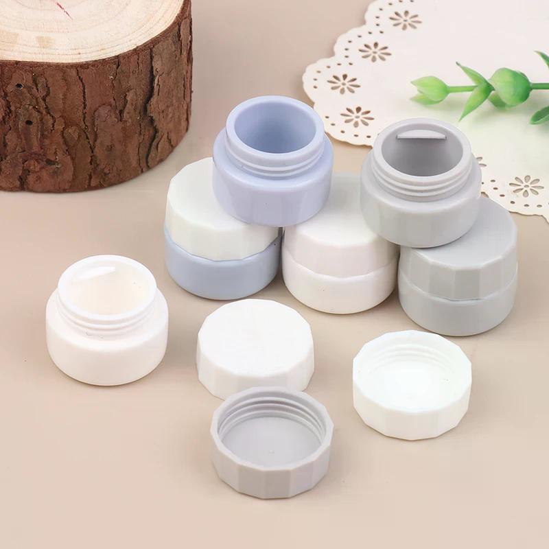 2pcs 5ml Nail Polish Empty Jars Portable Plastic Nail Painted Gel Holder Case for Manicure UV Glue Organizer