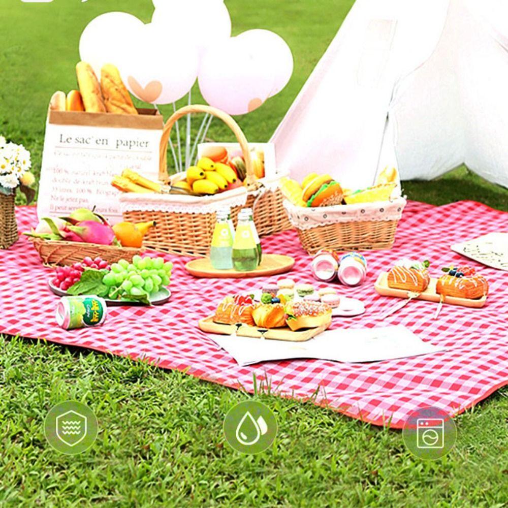 Foldable Picnic Mat Waterproof Camping Blanket Non-woven Fabric Beach Mat